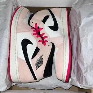 Nike Air Jordan 1 Mid SE ‘Crimson Tint’